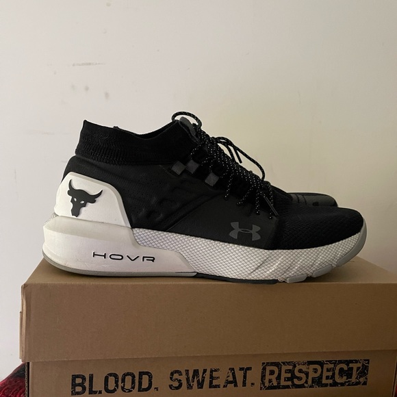 Under Armour Sneakers